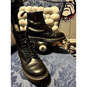 Dr Martens 1460 Pascal Black size 8/EU 39